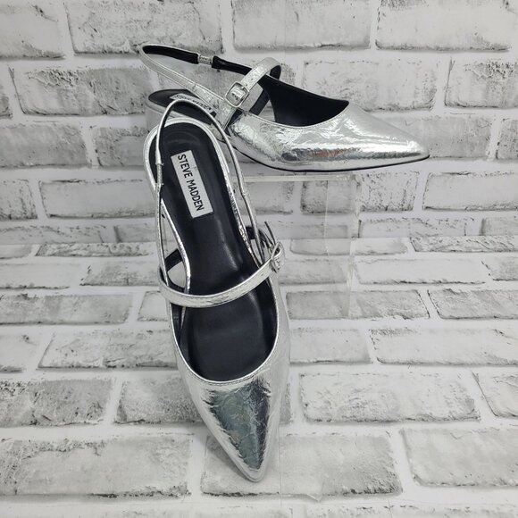 Pristine Steve Madden Anyaa Crinkle Silver Sling Back Pointed Toe Flats Size 8.5 - Picture 2 of 6